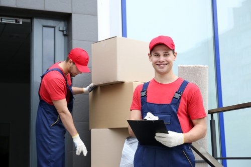 Secure packing of fragile items for relocation