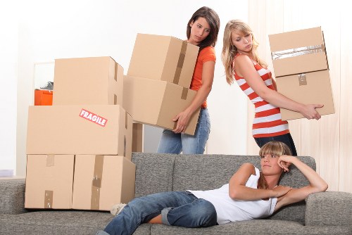 Secure transportation of furniture in Croydon